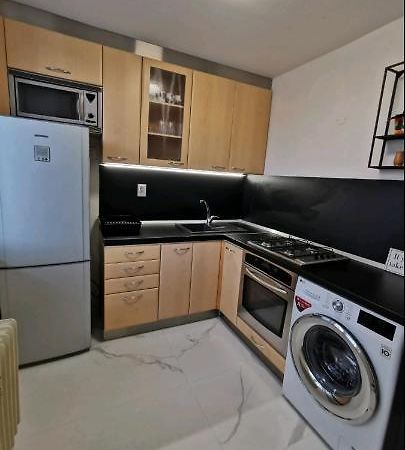 Prima Apartman Appartamento Košice Esterno foto