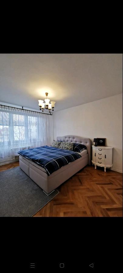 Prima Apartman Appartamento Košice Esterno foto
